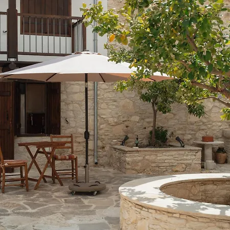 Stone Village Escape Near Omodos By Cyprus Horizons Apartament *